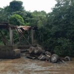 Estrutura antiga de ponte de madeira coloca vida de estudantes em perigo na zona rural de Porangatu