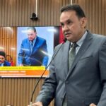 A Máquina do Tempo retoma estilo dos anos 80/90 em Trombas.