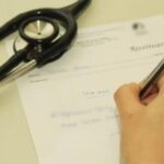 Acidente entre carro, carreta e caminhão deixa quatro mortos em Goiás