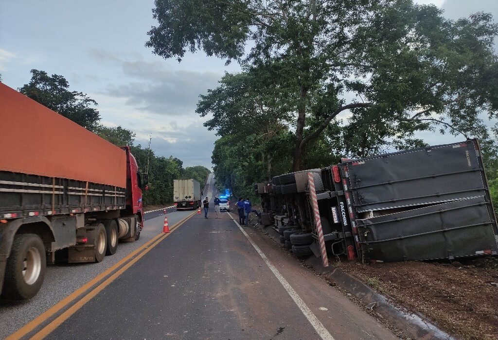 Foto: Sinistro da BR-153- PRF