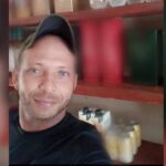 Passageiro morre após caminhão bater e pegar fogo na BR-153, em Goiás