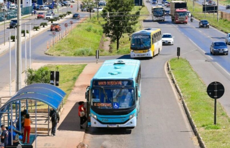 Governo de Goiás autoriza operação de linhas do transporte intermunicipal para municípios goianos. (Foto: AGR) Fonte: A Redação - https://aredacao.com.br/governo-de-goias-aprova-operacao-de-seis-linhas-do-transporte-intermunicipal/