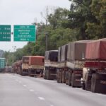 Homem persegue ex-namorada e provoca batida intencional em Palmeiras de Goiás