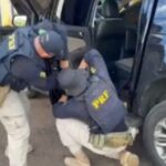 Carreta colide com passarela na BR-153 e deixa caminhoneiro ferido em Gurupi