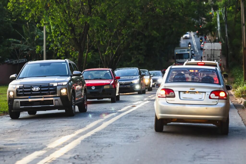 Prazo para quitação do IPVA em cota única termina em setembro e outubro, dependendo do final da placa | Foto: Denis Marlon
