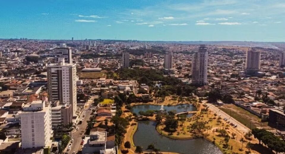 Menino de 7 anos morre vítima de dengue em Goiás