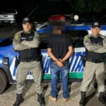 Homem joga lata de cerveja no rosto de policial durante confusão em Palmas