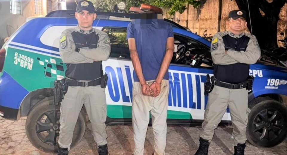 Homem é preso suspeito de furtar celular após pedir água em residência de Minaçu