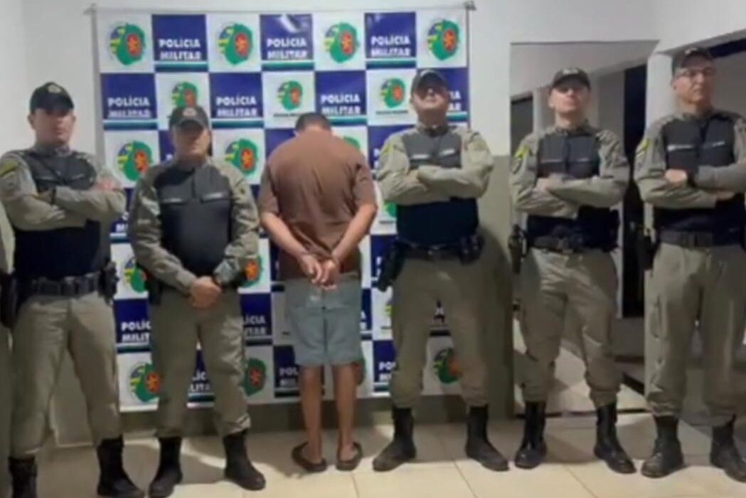 Denúncia anônima resulta em prisão de homem por posse irregular de armas