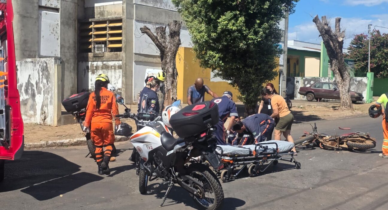 Motociclista sofre fratura exposta após acidente em cruzamento no centro de Porangatu
