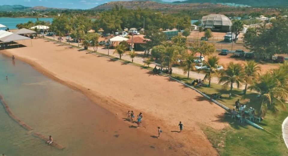 Prefeitura de Minaçu abre concurso com 90 vagas e salários de até R$ 21,7 mil