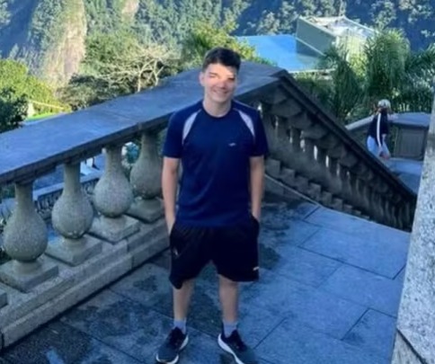 Caliel Tomaz Carvalho, de 17 anos, desapareceu em praia, no Rio de Janeiro — Foto: Reprodução/TV Anhanguera