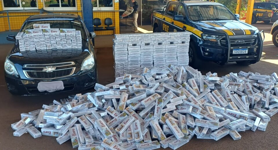 PRF apreende mais de 17 mil maços de cigarros contrabandeados na BR-364