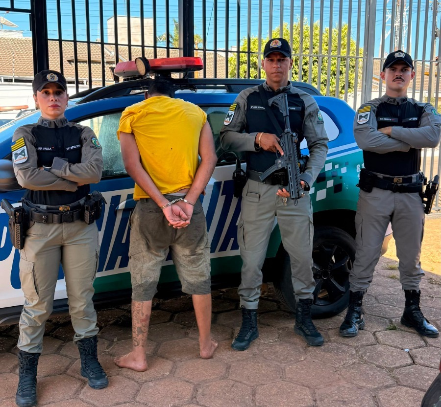 Homem espanca idoso e tenta agredir policiais durante abordagem em Mara Rosa
