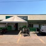 Foragido morde policial, tenta fugir com faca e acaba baleado em Anápolis