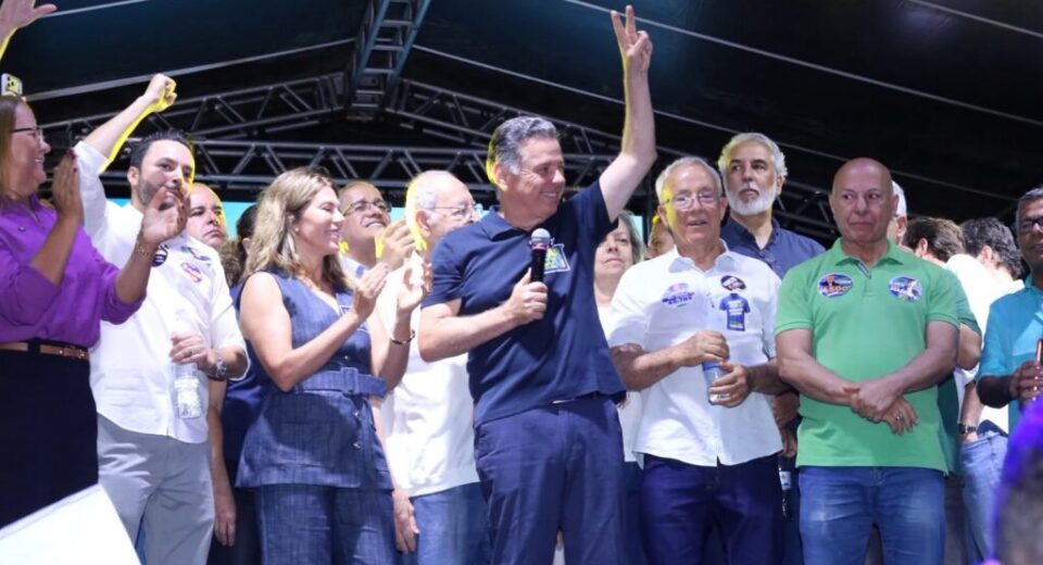 Marconi Perillo inicia campanha a governador em Goianésia (Foto: Henrique Luiz)