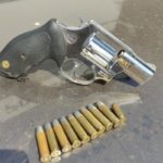 Explosão após batida entre carro e carretas deixa quatro mortos no MS