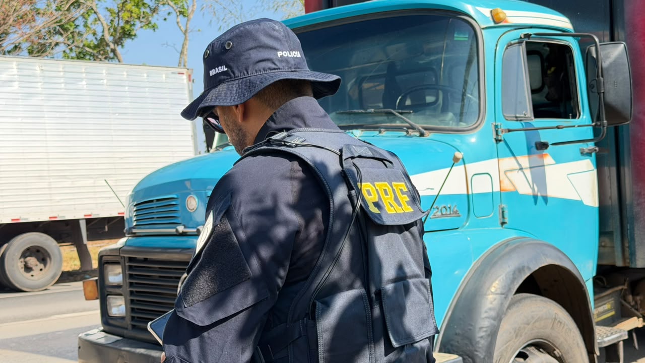 Acidentes com caminhões aumentam 18% em Goiás. Foto: PRF-GO