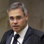 Família fica refém por quatro horas durante assalto em Goiás