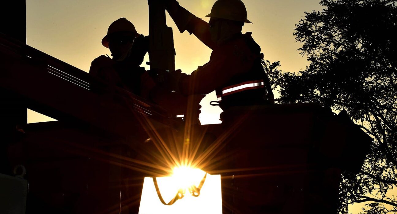 Equatorial programa desligamentos de energia em várias regiões de Goiás nesta semana