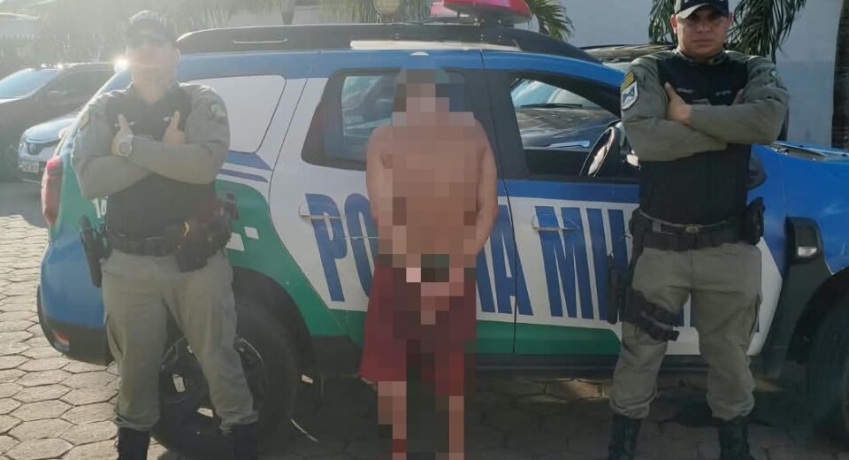 Homem é preso após invadir fazenda e matar bezerro por causa de desavença em Uruaçu