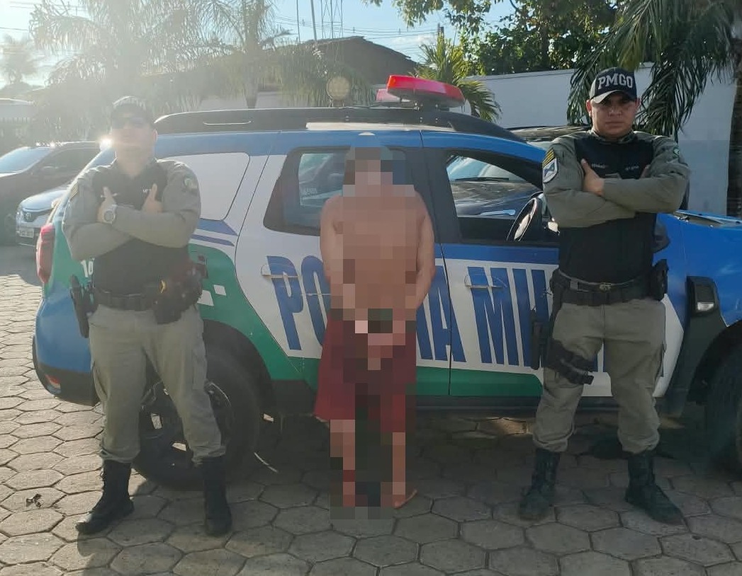 Homem é preso após invadir fazenda e matar bezerro por causa de desavença em Uruaçu