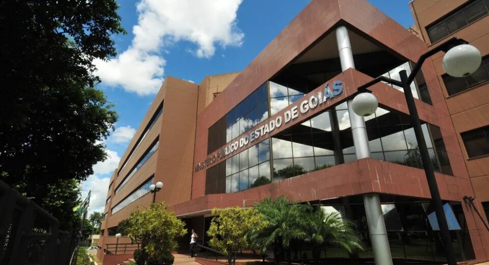 Ex-líder espiritual é investigado por suspeita de violência sexual contra mulheres